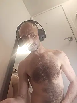 Mrskymask online show from 04-27-26, 02:31