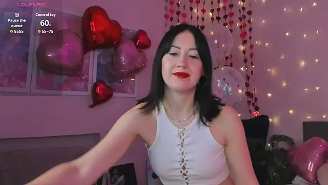 Amily Warren online show from 02-18-26, 03:15