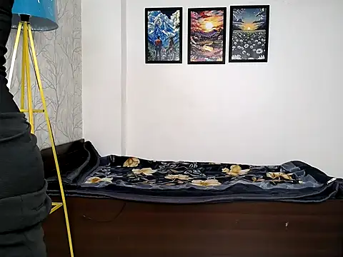 Devil lily7 online show from 04-05-26, 11:50