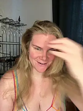 SexyBlondJoanna online show from 02-05-26, 10:44