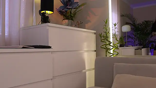 Tinydoll XO online show from 04-06-26, 02:29