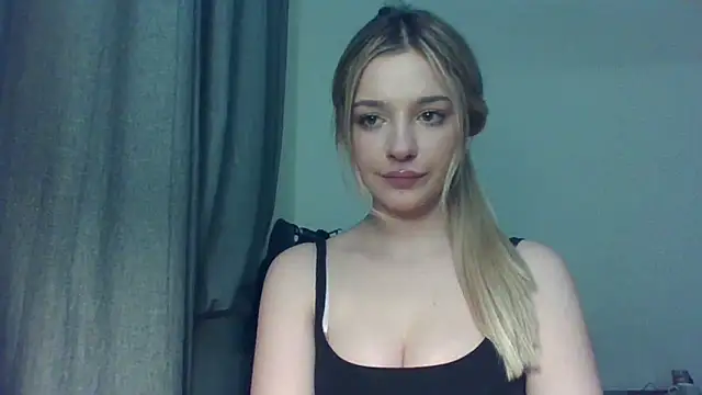 EvelineMagnetic online show from 01-15-26, 04:10