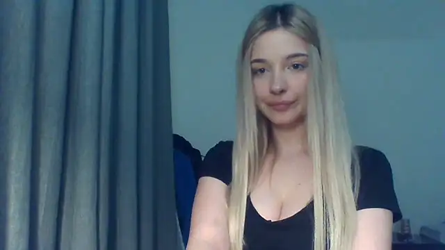 EvelineMagnetic online show from 01-13-26, 03:16