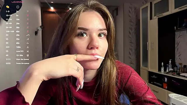 LubaSeirers online show from 02-12-26, 03:34