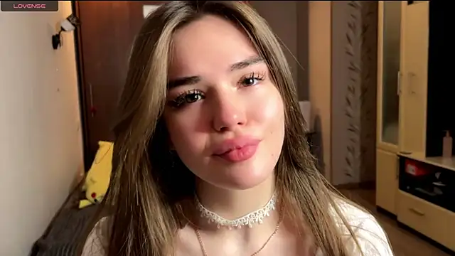 LubaSeirers online show from 04-15-26, 03:27