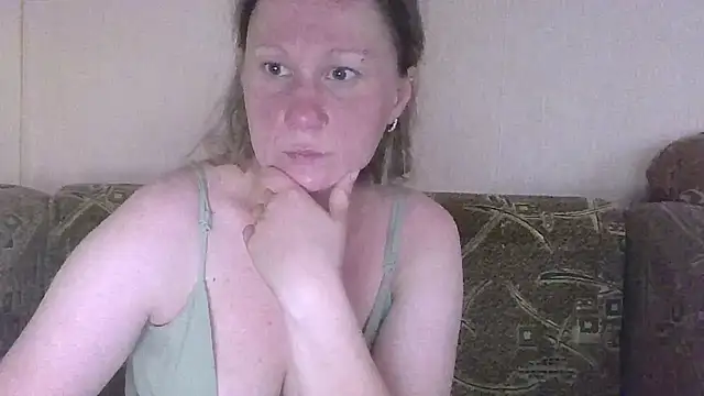 Snapshot of Norma_Wall chatting on 07-15-26, 04:41 Norma Wall online show from 07-15-26, 04:41