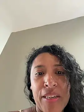 Laura Miller1 online show from 04-21-26, 10:49