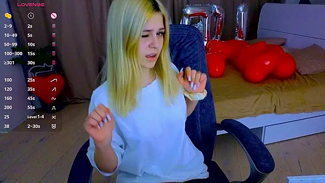 ApheliaStar online show from 02-10-26, 03:44