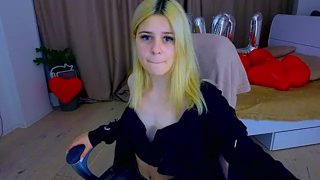 ApheliaStar online show from 02-08-26, 04:05