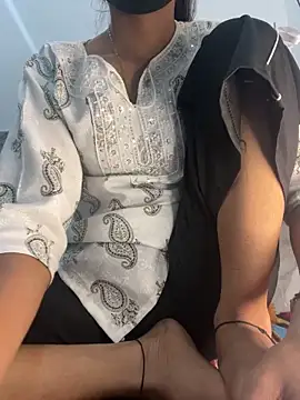 paribaby09 online show from 03-24-26, 04:40