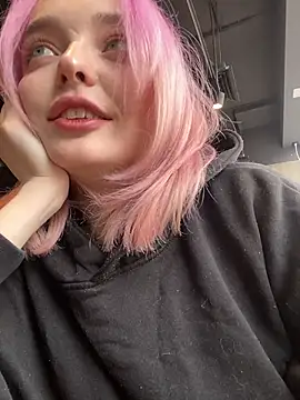 aka Blonde online show from 03-10-26, 07:12