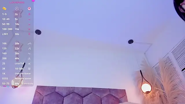 emily nova  online show from 06-24-26, 12:04