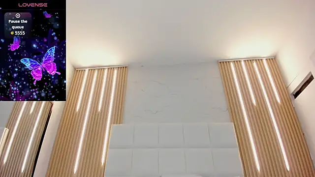 emily nova  online show from 03-21-26, 11:58