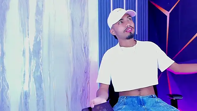 Snapshot of Baby_sexdemon chatting on 01-18-26, 08:12 Baby sexdemon online show from 01-18-26, 08:12