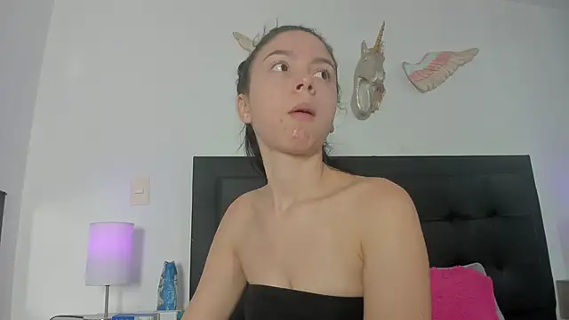 Natalye 23 online show from 03-15-26, 06:59