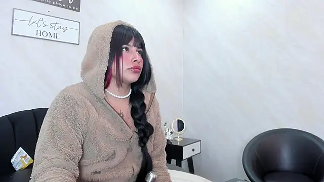 Nyx Hyde online show from 01-13-26, 01:04