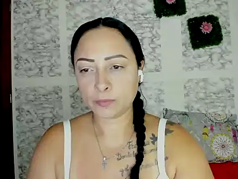 XXXStephanie XXX online show from 05-19-26, 10:06