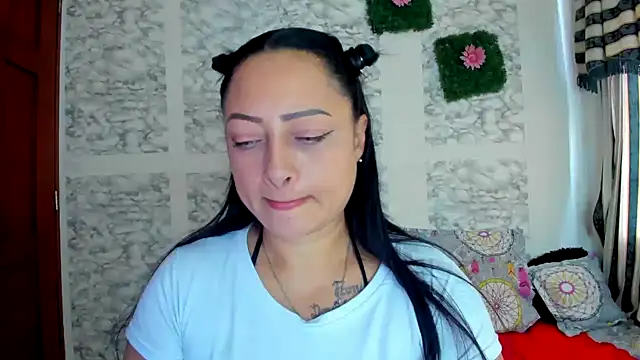Snapshot of XXXStephanie_XXX chatting on 06-07-26, 07:52 XXXStephanie XXX online show from 06-07-26, 07:52
