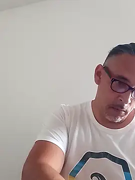 Snapshot of Big_vittollo chatting on 02-15-26, 03:11 Big vittollo online show from 02-15-26, 03:11