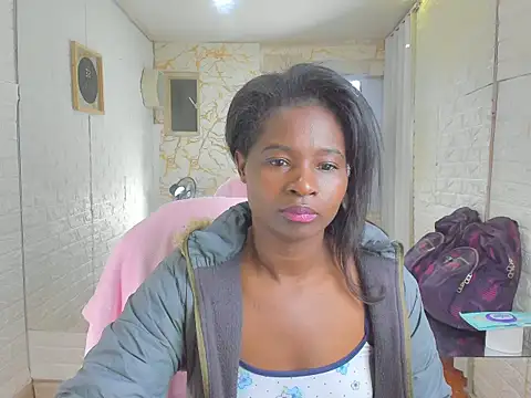 Snapshot of Betany_Grey chatting on 02-17-26, 03:48 Betany Grey online show from 02-17-26, 03:48