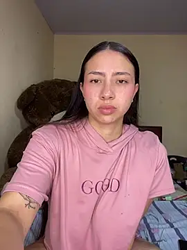 Snapshot of Shayla--broos chatting on 02-14-26, 04:51 Shayla--broos online show from 02-14-26, 04:51