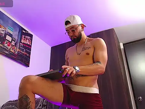 Snapshot of Axel_Stton chatting on 03-03-26, 02:13 Axel Stton online show from 03-03-26, 02:13