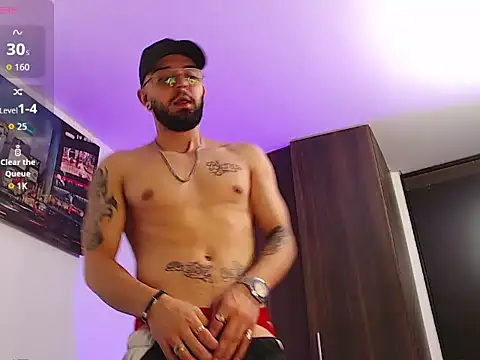 Snapshot of Axel_Stton chatting on 03-01-26, 03:12 Axel Stton online show from 03-01-26, 03:12