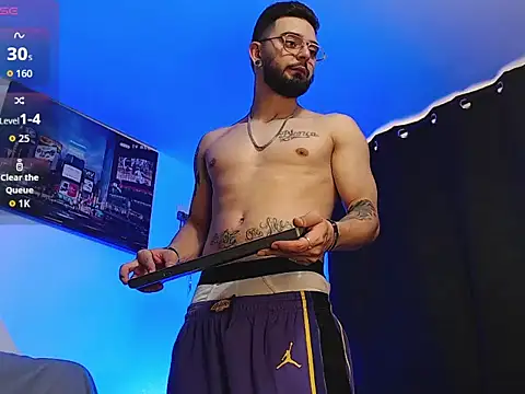 Snapshot of Axel_Stton chatting on 02-21-26, 12:40 Axel Stton online show from 02-21-26, 12:40