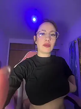 LolaSB online show from 06-12-26, 12:41
