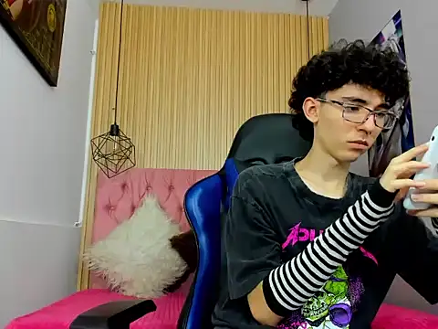 Syriussz online show from 02-23-26, 07:25