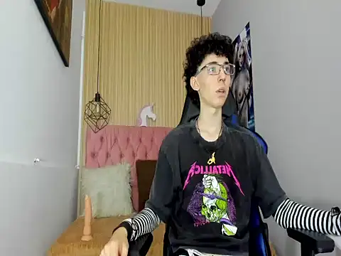 Syriussz online show from 02-11-26, 07:47