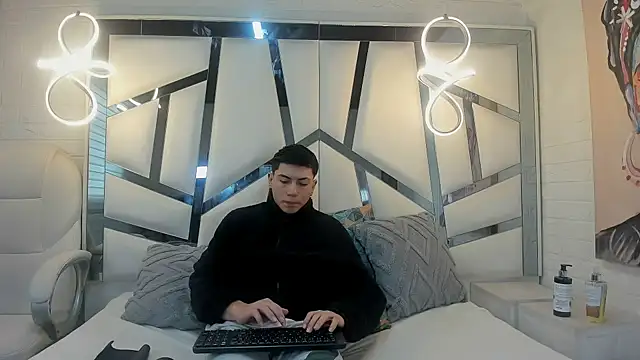 ScarlettAndLucas online show from 03-02-26, 12:23