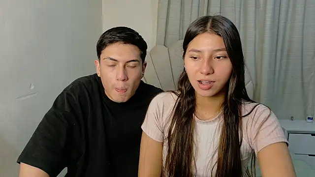 ScarlettAndLucas online show from 05-25-26, 12:10
