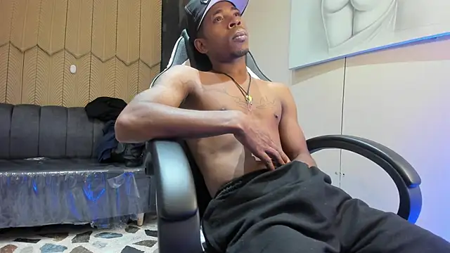 AndresPalacios  online show from 01-13-26, 09:52