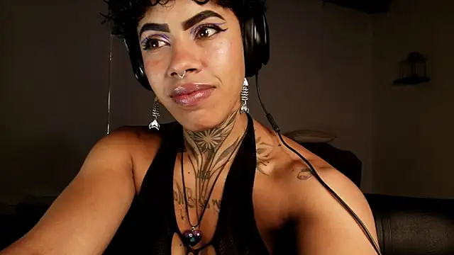 Canela Osada  online show from 02-02-26, 12:59