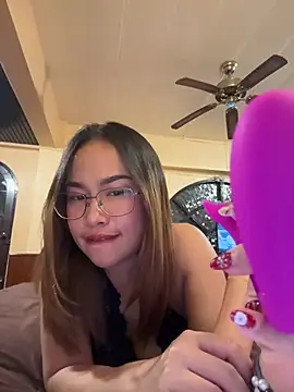 Ponthip online show from 01-10-26, 06:14