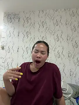 Ponthip online show from 03-18-26, 11:05