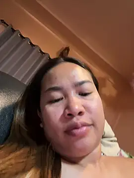 Ponthip online show from 01-10-26, 05:47