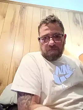 Snapshot of Rockymichael80 chatting on 03-02-26, 01:17 Rockymichael80 online show from 03-02-26, 01:17