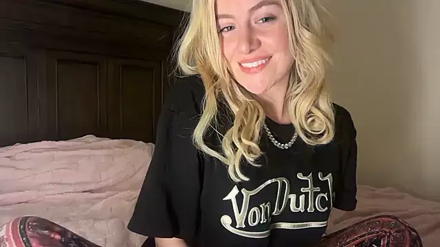 blondebunny999 999 online show from 01-17-26, 05:11