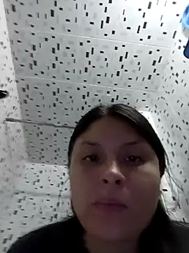 yessica gomez01 online show from 04-27-26, 07:56