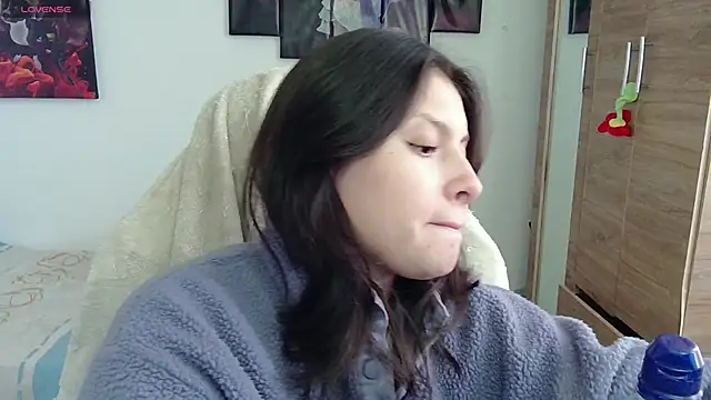 yessica gomez01 online show from 06-01-26, 09:58
