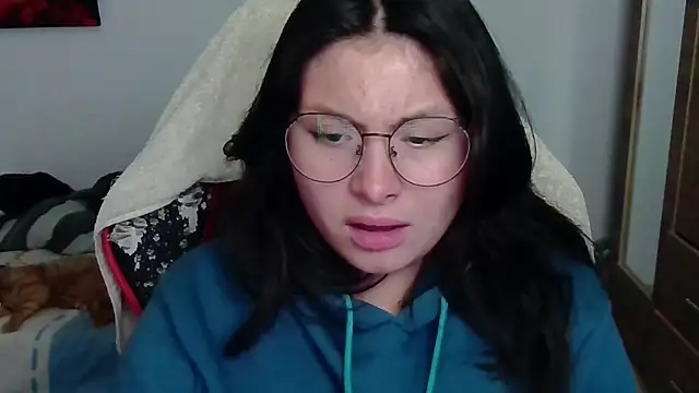 yessica gomez01 online show from 05-19-26, 01:56
