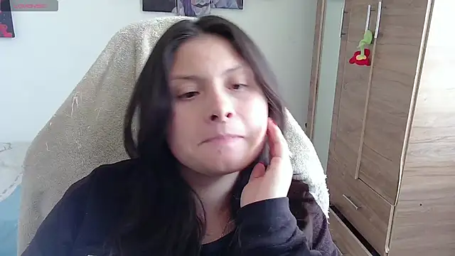 yessica gomez01 online show from 06-05-26, 08:47