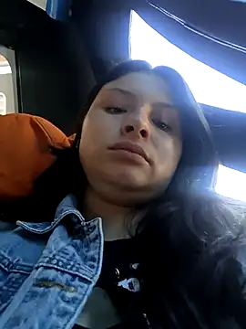 yessica gomez01 online show from 04-26-26, 04:04