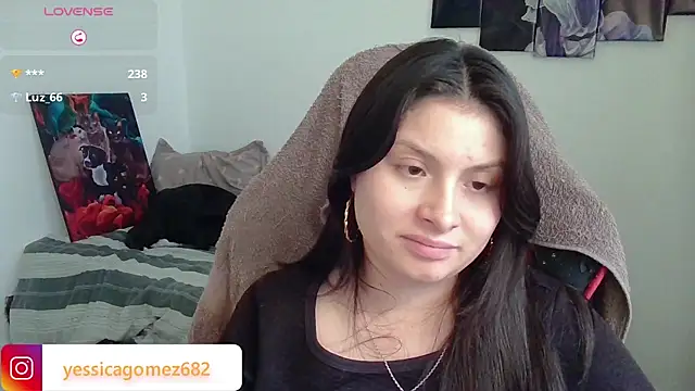 yessica gomez01 online show from 02-15-26, 10:41