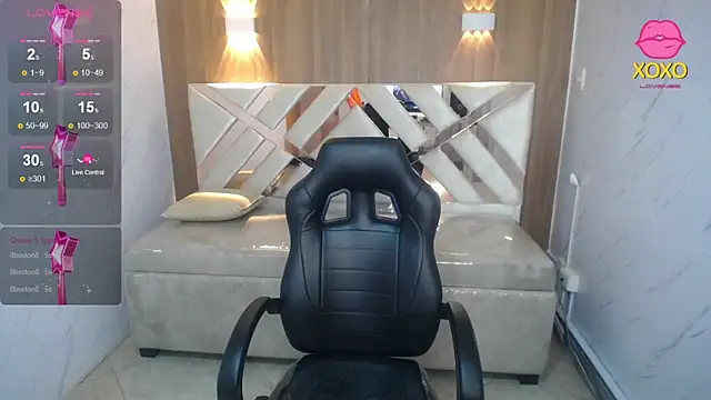 Clhoe b online show from 03-26-26, 08:07