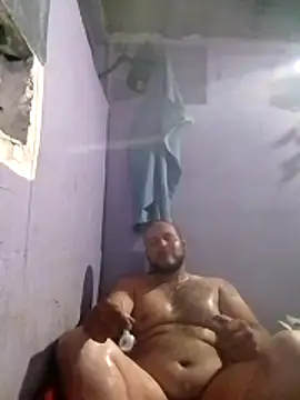 Guanatos13 online show from 04-08-26, 03:52