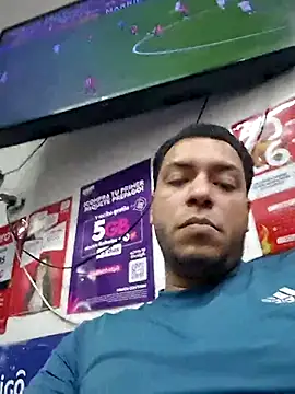 Snapshot of mago_vive chatting on 06-22-26, 01:33 mago vive online show from 06-22-26, 01:33
