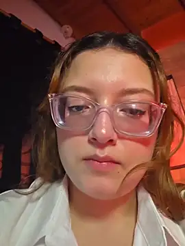 Snapshot of Mia_Franklyn chatting on 02-12-26, 02:11 Mia Franklyn online show from 02-12-26, 02:11